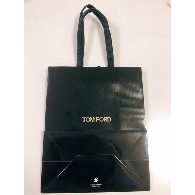 TOM FORD(トムフォード)のTOMFORD トムフォード　ショップ袋 レディースのバッグ(ショップ袋)の商品写真