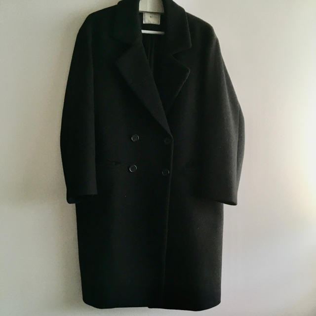 Y's(ワイズ)のSLY ブラックロングチェスターコート レディースのジャケット/アウター(ロングコート)の商品写真