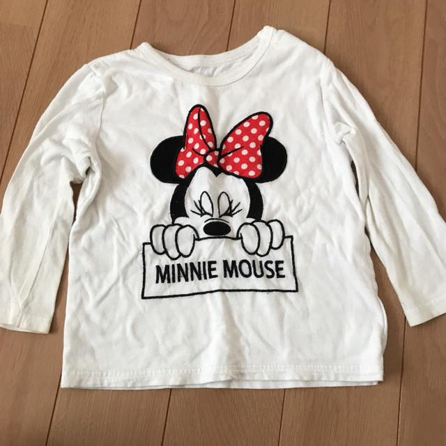 ユニクロ ロンT ミニーちゃん 90 キッズ/ベビー/マタニティのキッズ服女の子用(90cm~)(Tシャツ/カットソー)の商品写真