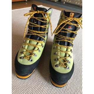 ガルモント(GARMONT)のガルモント　マウンテンガイドGTX 未使用品 　冬山用登山靴(登山用品)