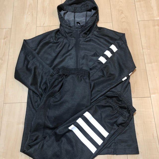 adidas(アディダス)の最終値下げ！！アディダス上下ジャージ・セットアップLサイズ メンズのトップス(ジャージ)の商品写真