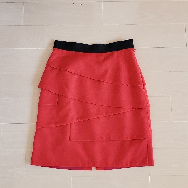 INED(イネド)のINED スカート レディースのスカート(ひざ丈スカート)の商品写真