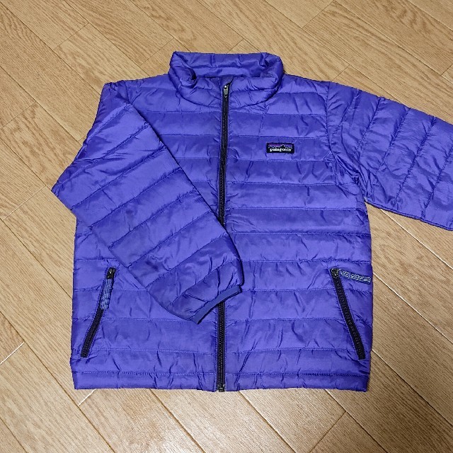 patagonia(パタゴニア)のpatagonia キッズ/ベビー/マタニティのキッズ服男の子用(90cm~)(ジャケット/上着)の商品写真