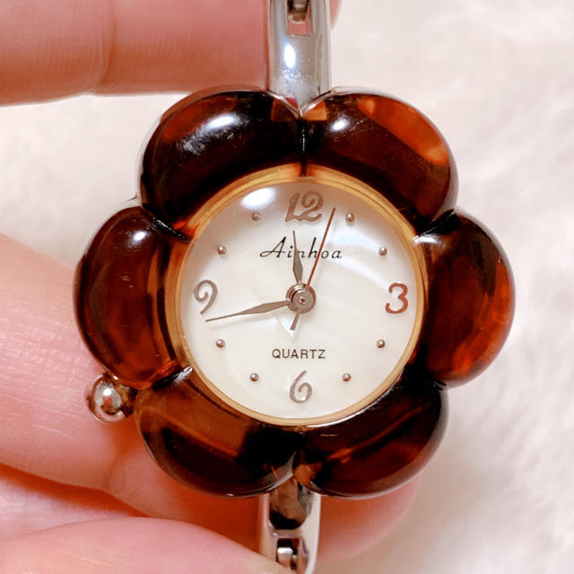 【Ainhoa】べっ甲フレーム バングル 腕時計 お花 稼働品 美品 レディースのファッション小物(腕時計)の商品写真