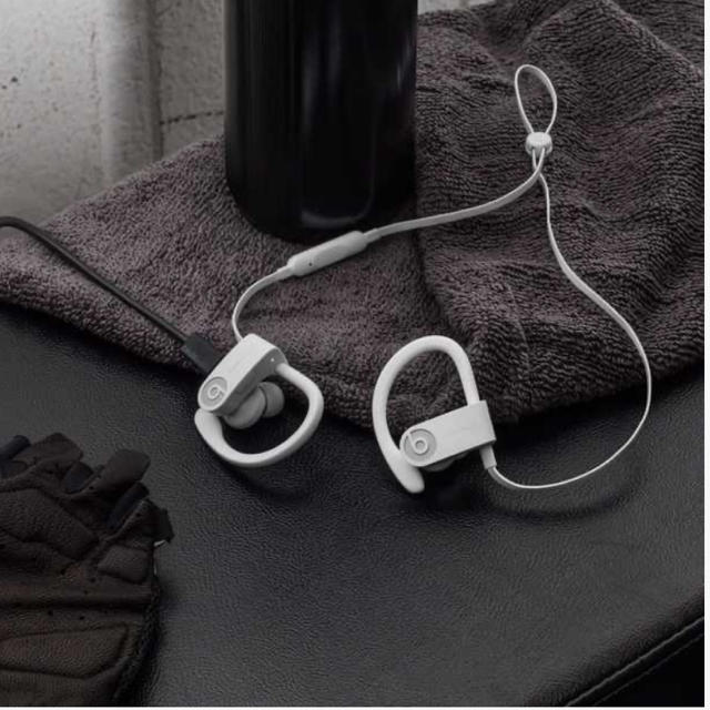 Beats by Dr Dre(ビーツバイドクタードレ)の「専用」Powerbeats3 wireless  しげみ＆ジャックスパロー様 スマホ/家電/カメラのオーディオ機器(ヘッドフォン/イヤフォン)の商品写真