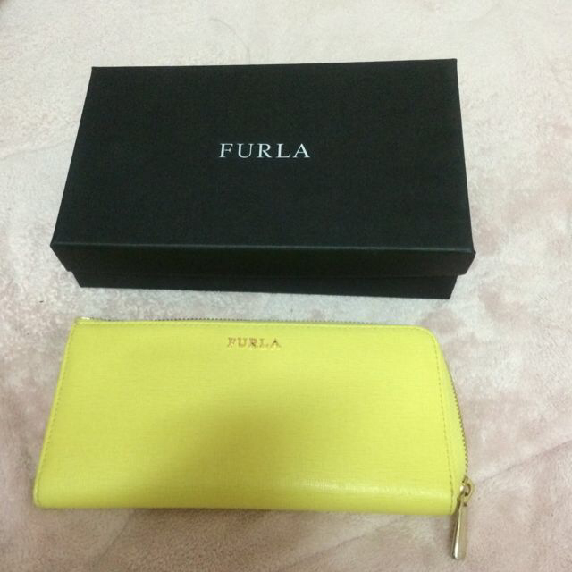 Furla(フルラ)の箱あり正規品フルラお財布 レディースのファッション小物(財布)の商品写真