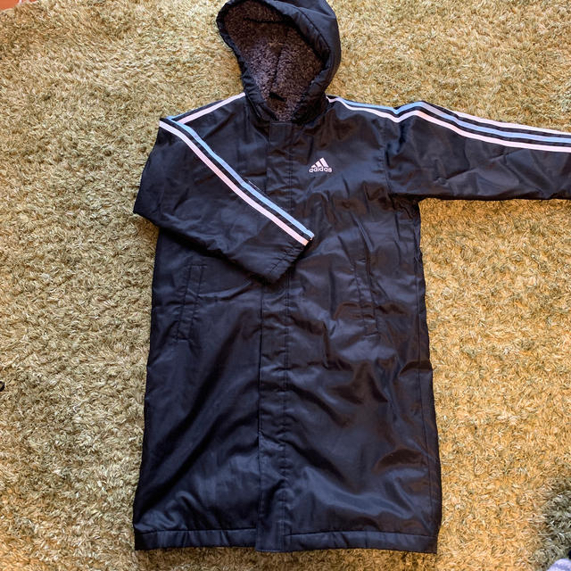 adidas(アディダス)のベンチコート 130 キッズ/ベビー/マタニティのキッズ服男の子用(90cm~)(コート)の商品写真