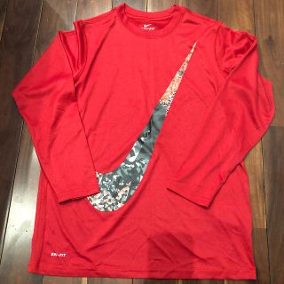 ナイキ(NIKE)のナイキ 長袖Tシャツ(Tシャツ/カットソー)