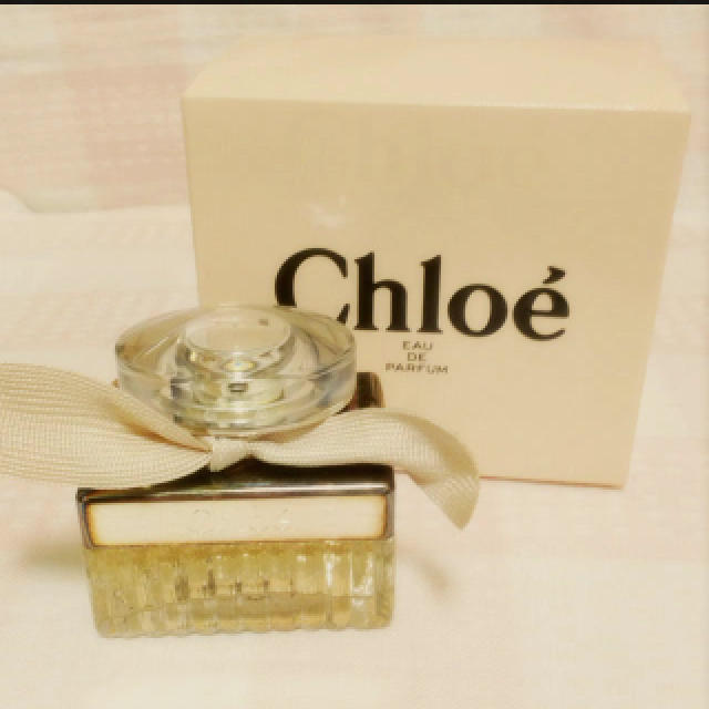 Chloe(クロエ)のクロエ♡オードパルファム30ml コスメ/美容の香水(香水(女性用))の商品写真