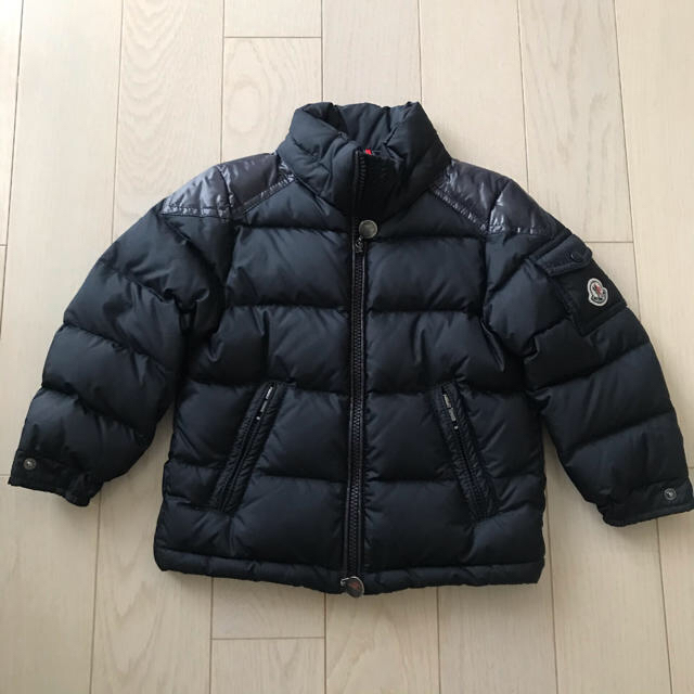 MONCLER(モンクレール)の専用　美品　モンクレール　キッズ　ダウンジャケット　2歳用 キッズ/ベビー/マタニティのキッズ服男の子用(90cm~)(ジャケット/上着)の商品写真