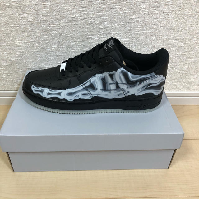 NIKE(ナイキ)のNIKE AIR FORCE 1 LOW QS SKELETON 28.5cm メンズの靴/シューズ(スニーカー)の商品写真