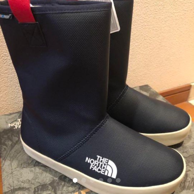 THE NORTH FACE(ザノースフェイス)のTHE NORTH FACE トラバースベースキャンプブーティーII レディースの靴/シューズ(レインブーツ/長靴)の商品写真