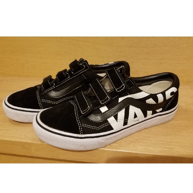 VANS(ヴァンズ)のVANS　☆スニーカー　24.0 ブラック☆ レディースの靴/シューズ(スニーカー)の商品写真