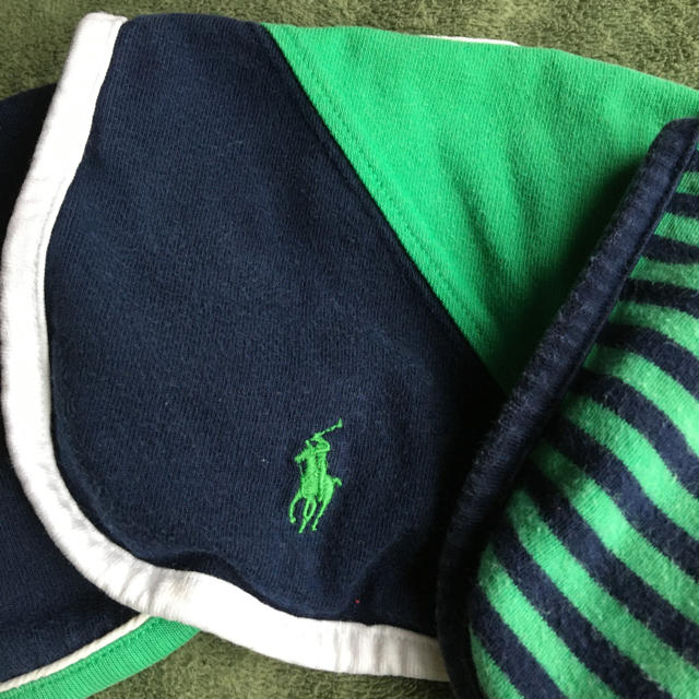 Ralph Lauren(ラルフローレン)の専用⭐︎Ralph Lauren⭐︎スタイ3枚セット キッズ/ベビー/マタニティのこども用ファッション小物(ベビースタイ/よだれかけ)の商品写真