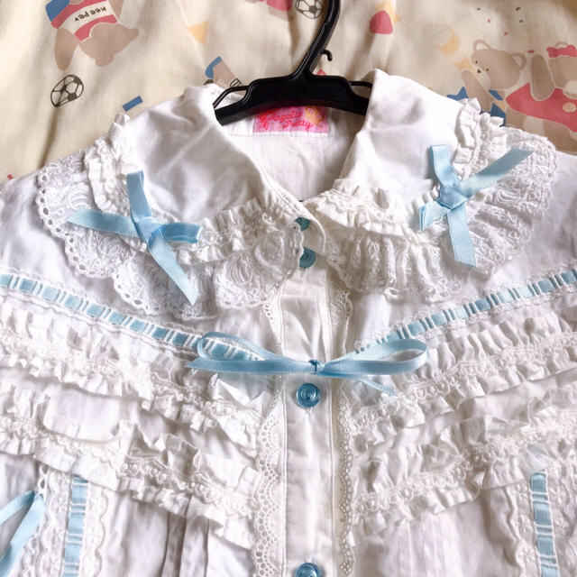 Angelic Pretty(アンジェリックプリティー)のアンジェリックプリティ 白×水色ブラウス レディースのトップス(シャツ/ブラウス(半袖/袖なし))の商品写真