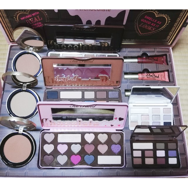 Too Faced(トゥフェイス)のバルタン様専用 コスメ/美容のベースメイク/化粧品(アイシャドウ)の商品写真