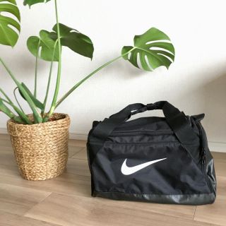 ナイキ(NIKE)のナイキ　NIKE ダッフルバック　xs(ボストンバッグ)