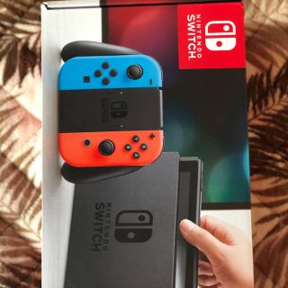 ニンテンドースイッチ(Nintendo Switch)の任天堂switch(家庭用ゲーム機本体)