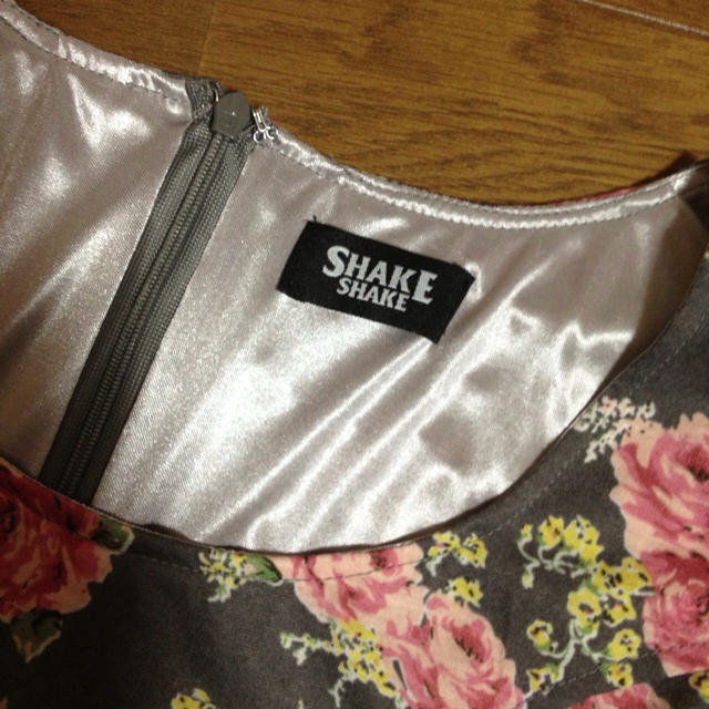 SHAKE SHAKE(シェイクシェイク)の苺大福*.＊様お取り置き中 レディースのパンツ(オールインワン)の商品写真