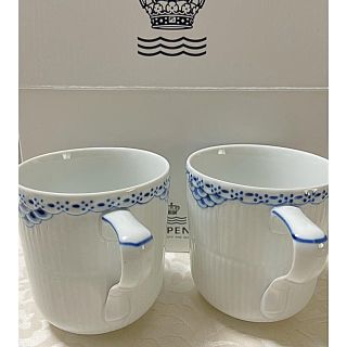 ロイヤルコペンハーゲン(ROYAL COPENHAGEN)のロイヤルコペンハーゲン　ペアマグ　新品未使用品(食器)