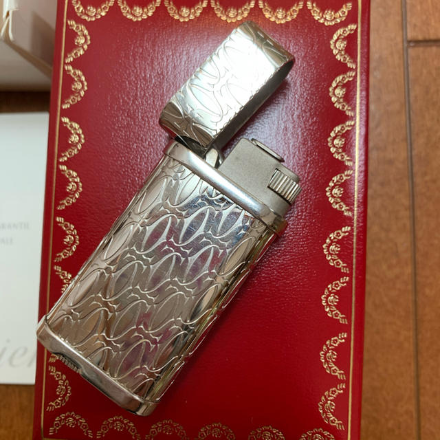 Cartier(カルティエ)のカルティエ　ガスライター メンズのファッション小物(タバコグッズ)の商品写真