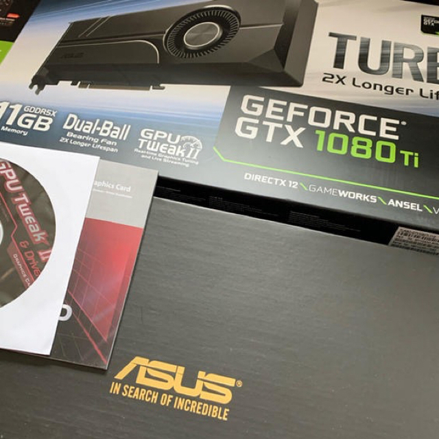 ASUS(エイスース)の［値下げ］GeForce GTX1080Ti TURBO -11G スマホ/家電/カメラのPC/タブレット(PCパーツ)の商品写真