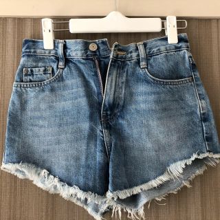 ザラ(ZARA)のZARA ザラ デニム ショートパンツ(ショートパンツ)