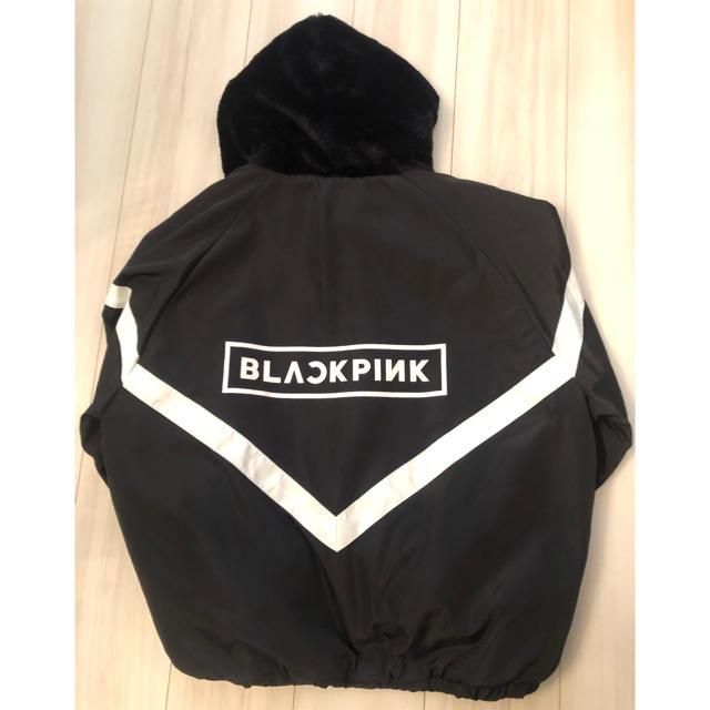 BLACKPINKブルゾン