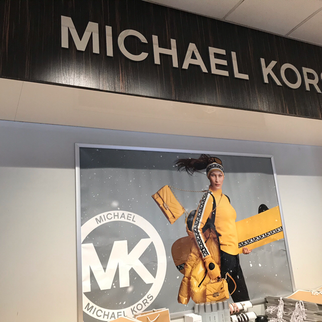 MICHAELE KORS マイケルコース チェーンストラップバッグ 黒 2