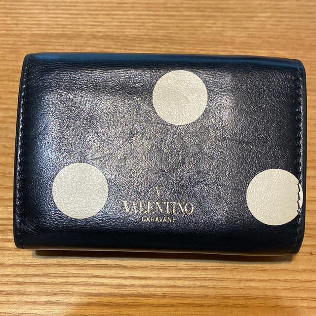 VALENTINO(ヴァレンティノ)の最終値下げ　Valentino スタッズ ミニ財布 ドット♪ レディースのファッション小物(財布)の商品写真