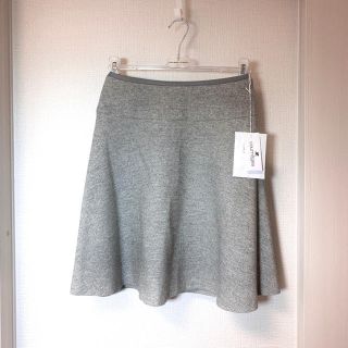 クレージュ(Courreges)のクレージュ❤️新品❤️ウール混ツィードスカートライトグレー40(ひざ丈スカート)