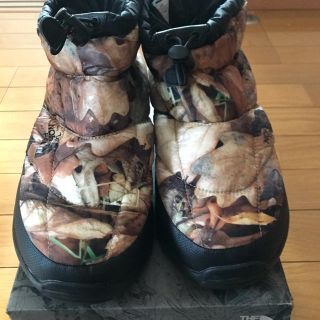 シュプリーム(Supreme)のsupreme nuptse bootie short(ブーツ)