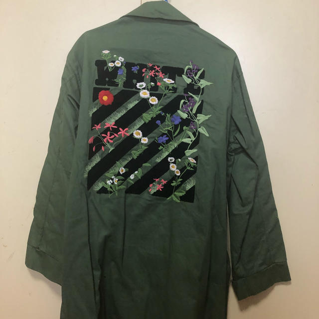 OFF-WHITE(オフホワイト)の刺繍コート  メンズのジャケット/アウター(ステンカラーコート)の商品写真