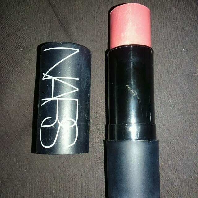 NARS(ナーズ)のやま様専用 コスメ/美容のベースメイク/化粧品(フェイスカラー)の商品写真