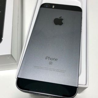 アイフォーン(iPhone)のiPhone SE 64GB スペースグレー SIMフリー (携帯電話本体)