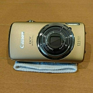 キヤノン(Canon)のCanon IXY DIGITAL 930 IS ブラウン(専用ケース付)(コンパクトデジタルカメラ)