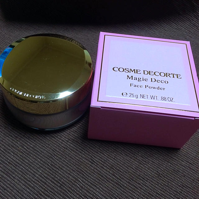 COSME DECORTE(コスメデコルテ)のコスメデコルテマジーデコフェイスパウダー コスメ/美容のベースメイク/化粧品(フェイスパウダー)の商品写真