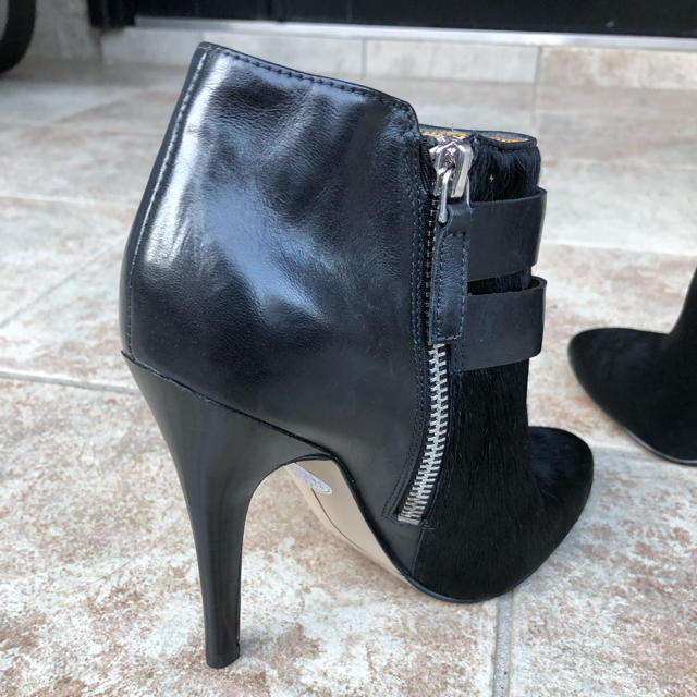 NINE WEST(ナインウエスト)の未使用 ナインウエスト NINE WEST ショートブーツ ハラコ レザー 黒 レディースの靴/シューズ(ブーツ)の商品写真