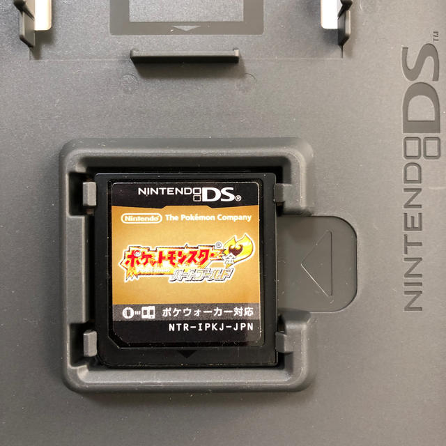 ニンテンドーDS(ニンテンドーDS)のニンテンドーDS ポケットモンスター 3個セット エンタメ/ホビーのゲームソフト/ゲーム機本体(携帯用ゲームソフト)の商品写真