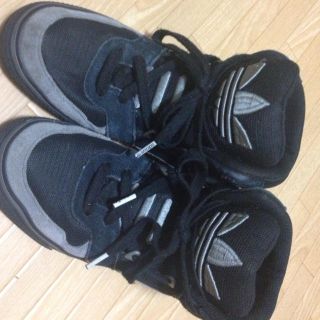 アディダス(adidas)のadidasハイカットスニーカー(スニーカー)