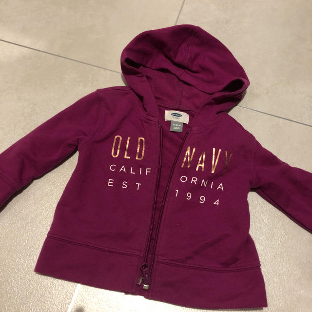 Old Navy(オールドネイビー)のオールドネイビー　パーカー　紫18〜24m キッズ/ベビー/マタニティのベビー服(~85cm)(カーディガン/ボレロ)の商品写真