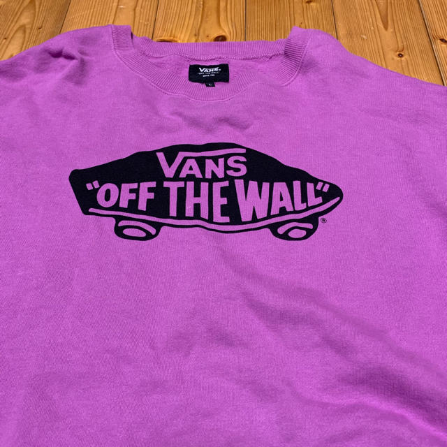 VANS(ヴァンズ)の VANS トレーナー レディースのトップス(トレーナー/スウェット)の商品写真