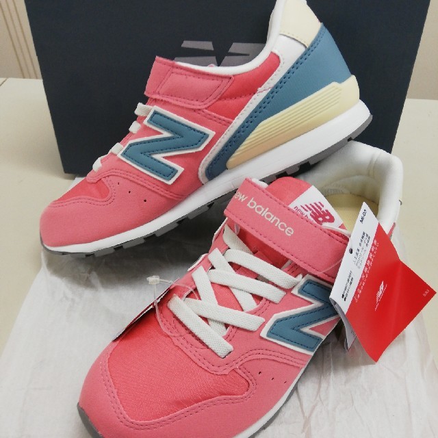 New Balance(ニューバランス)のニユーバランスYV996 キッズ/ベビー/マタニティのキッズ靴/シューズ(15cm~)(スニーカー)の商品写真