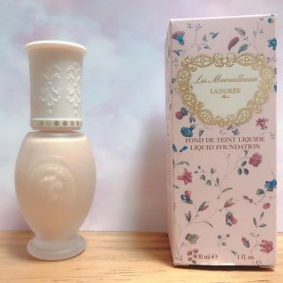 レメルヴェイユーズラデュレ(Les Merveilleuses LADUREE)のレ・メルヴェイユーズラデュレ  リクイドファンデーション10(ファンデーション)