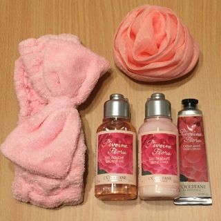 ロクシタン(L'OCCITANE)のロクシタン  ピオニー セット(ボディローション/ミルク)