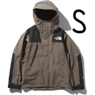 ザノースフェイス(THE NORTH FACE)の新品送料込 マウンテンジャケット NP61800 ワイマラナーブラウン S(マウンテンパーカー)