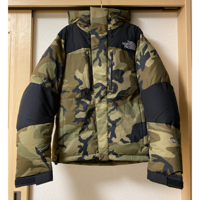 THE NORTH FACE(ザノースフェイス)のバルトロ　ノベルティカラー　カモフラ メンズのジャケット/アウター(ダウンジャケット)の商品写真