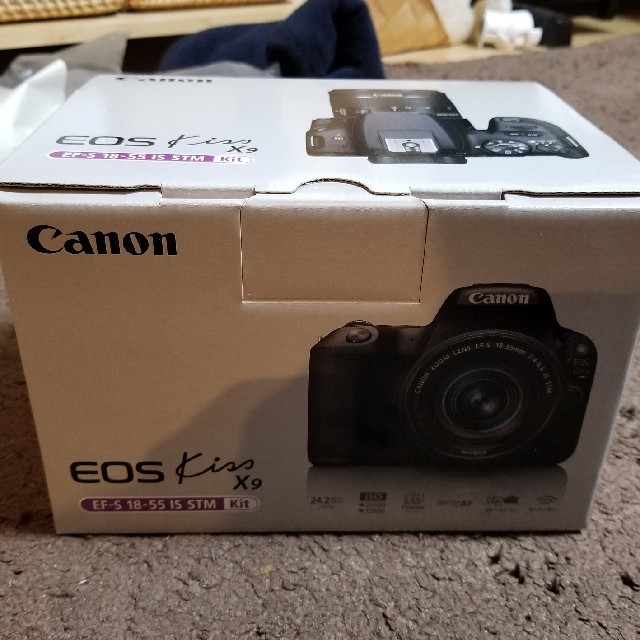 Canon(キヤノン)のCanon　kissX9 EF-S 18-55 IS STM スマホ/家電/カメラのカメラ(デジタル一眼)の商品写真