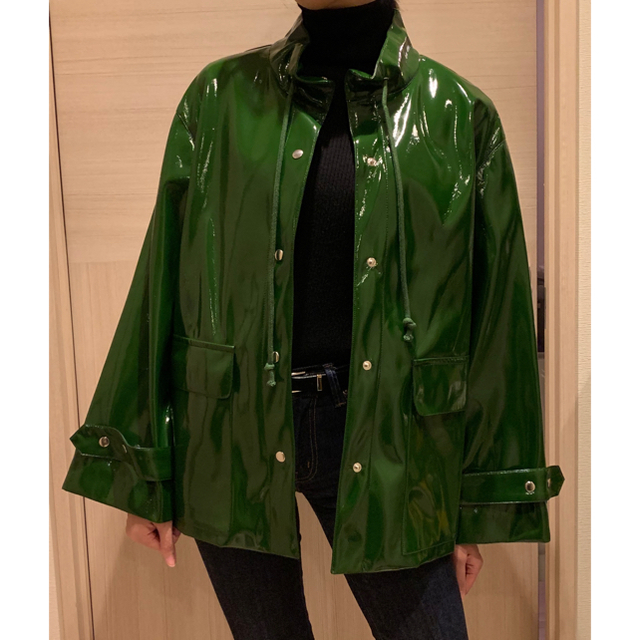 ミラオーウェン 緑 グリーンエナメルオーバーサイズジャケット