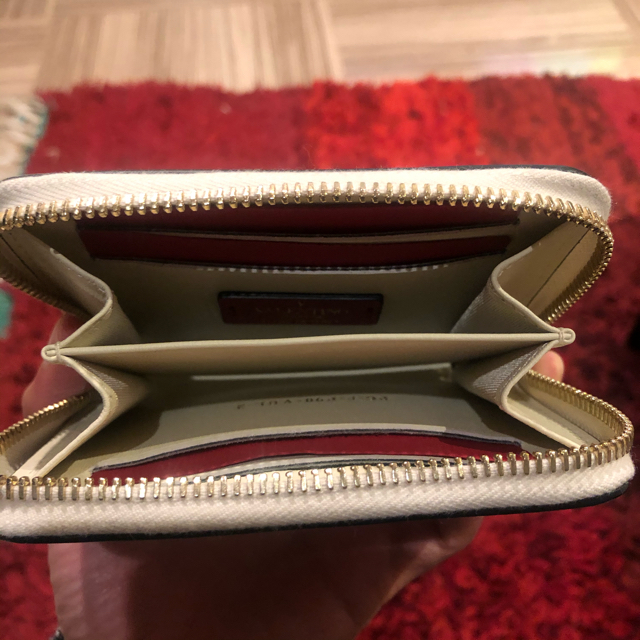 れれます VALENTINO VALENTINO ヴァレンティノ 財布の通販 by mm